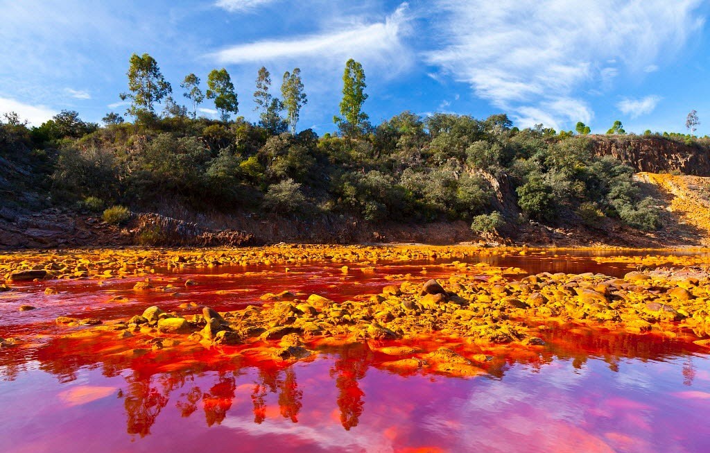 song Rio Tinto anh 4