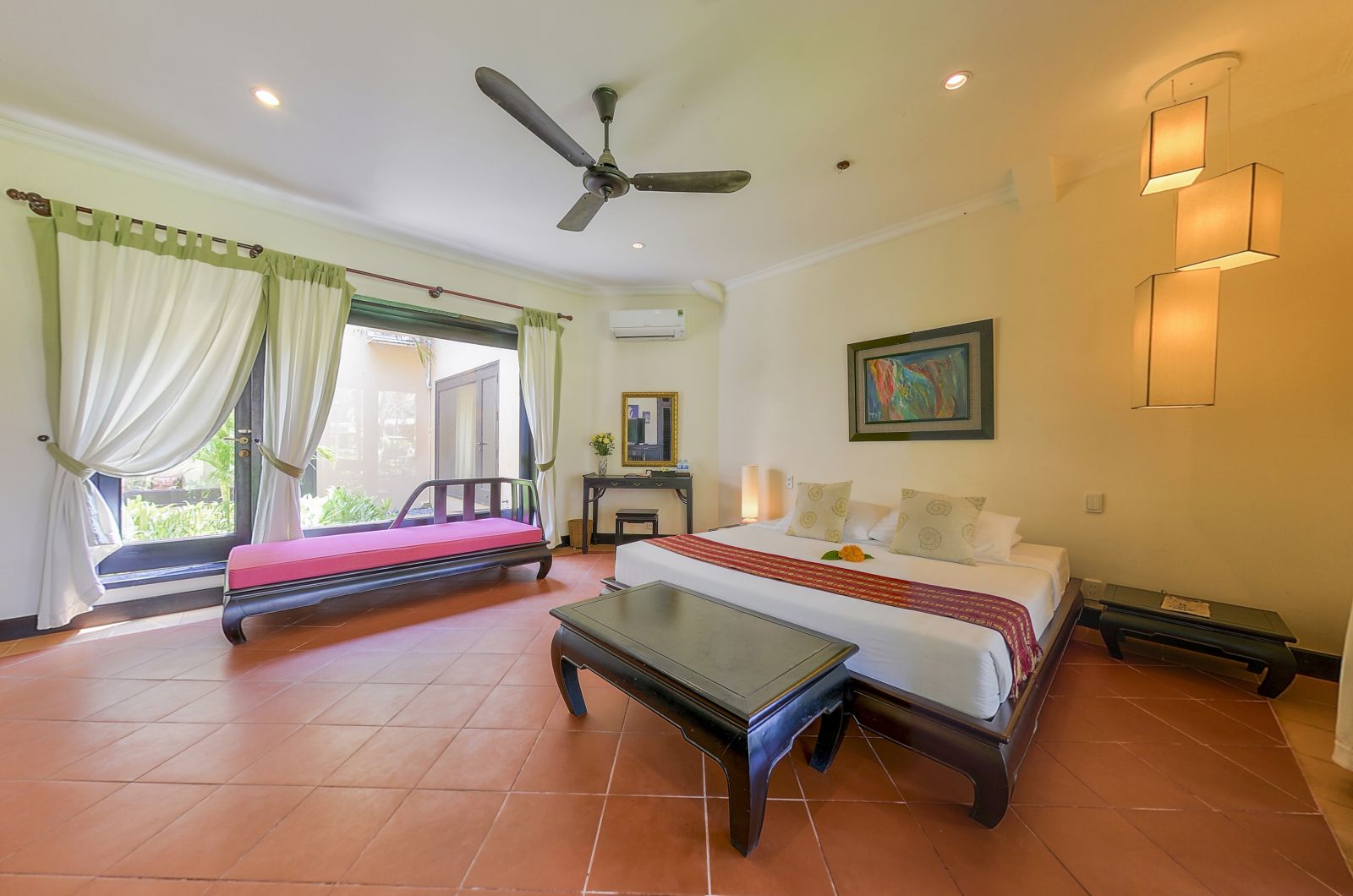 top-khach-san-phan-thiet-cho-gia-dinh
