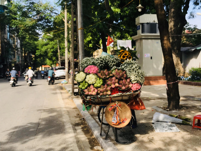 Hà Nội đẹp khắc khoải và lãng mạn trong thời tiết se lạnh giữa mùa Thu - 10