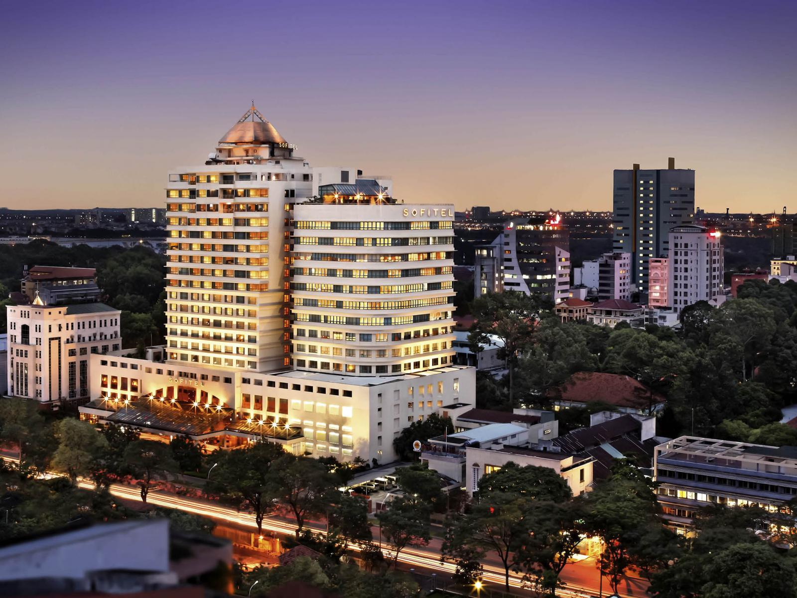 khách sạn sofitel saigon plaza