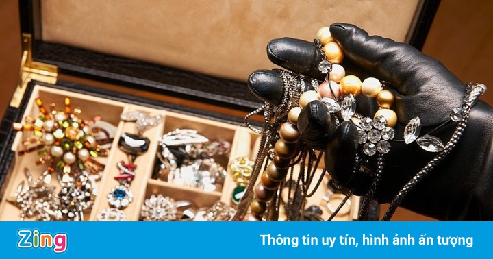 Du khách trả đồ ăn trộm sau 3 năm Du khách trả đồ ăn trộm sau 3 năm