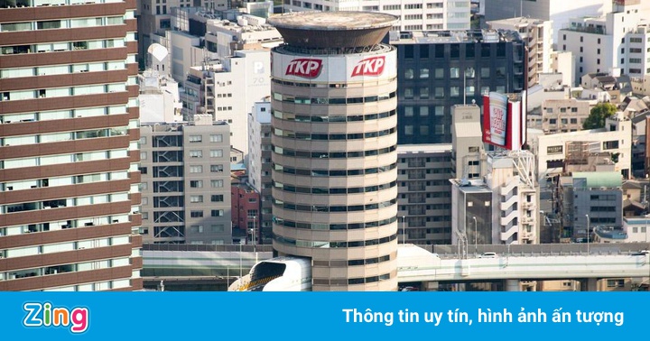 Cao tốc xuyên tòa nhà và những con đường thiết kế lạ Cao tốc xuyên tòa nhà và những con đường thiết kế lạ