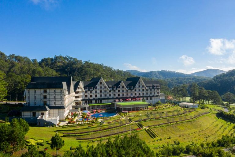Trải nghiệm kỳ nghỉ trong mơ ở Swiss-Belresort Tuyen Lam Dalat