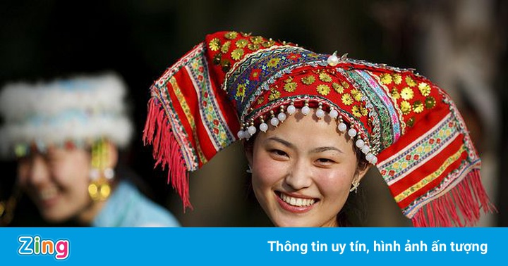 Nhân viên du lịch Trung Quốc được yêu cầu cười đúng chuẩn