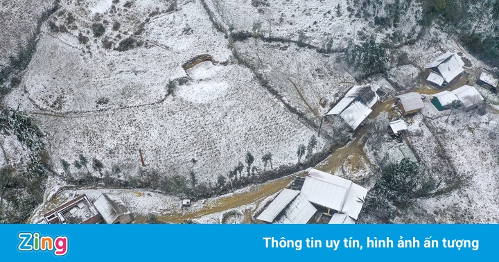 Khung cảnh tuyết trắng ở Y Tý nhìn từ trên cao