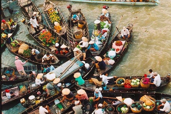 Rộn Ràng Chợ Nổi Cái Răng Cần Thơ Những Ngày Cận Tết Rộn Ràng Chợ Nổi Cái Răng Cần Thơ Những Ngày Cận Tết