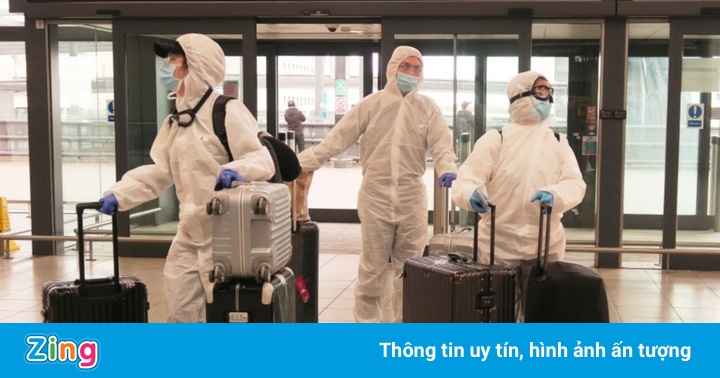 Sống qua mùa dịch nhờ đưa chuyên gia nước ngoài vào Việt Nam Sống qua mùa dịch nhờ đưa chuyên gia nước ngoài vào Việt Nam