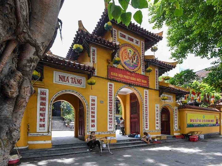 Chùa Quán Sứ