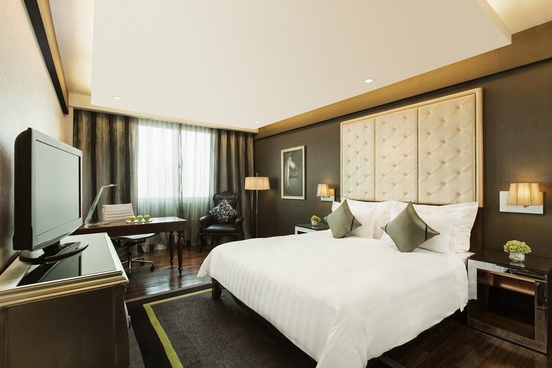 Khách sạn Movenpick Hotel