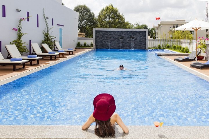 khach-san-ttc-can-tho-pool Bể bơi ngoài trời