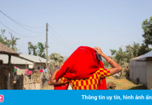 Trường học đóng cửa vì đại dịch, nhiều thiếu nữ rơi vào bẫy tảo hôn