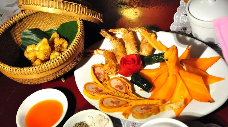 ẩm thực xứ huế