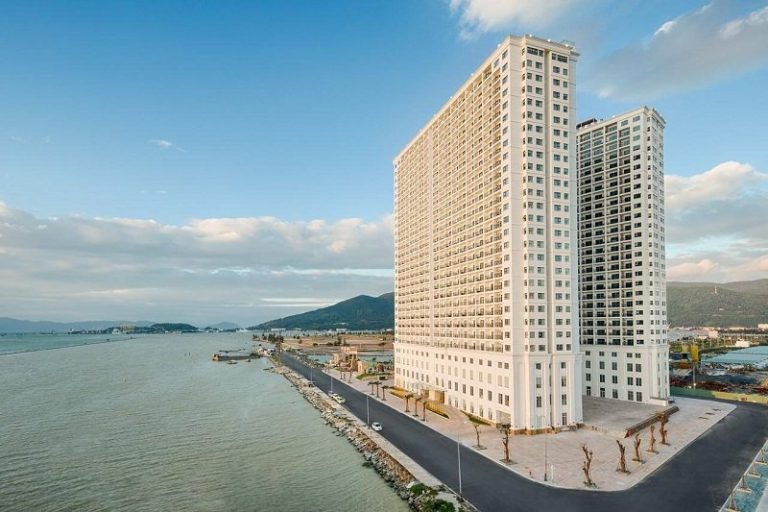 Khách sạn Đà Nẵng Golden Bay – Không gian nghỉ ngơi dát vàng sang trọng đẳng cấp