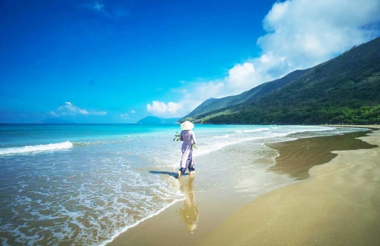 Đến Hòn Đảo Đẹp Nhất Với Tấm Vé máy bay Cần Thơ – Côn Đảo