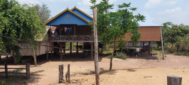 Kỳ lạ phong tục để quan tài độc mộc dưới sàn nhà của người Bahnar - 5