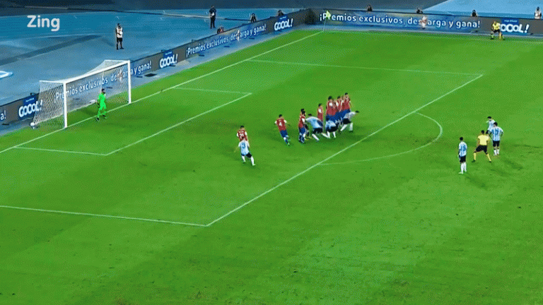 Messi không cứu nổi Argentina Messi không cứu nổi Argentina