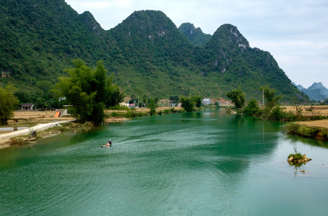 Du ngoạn Quây Sơn