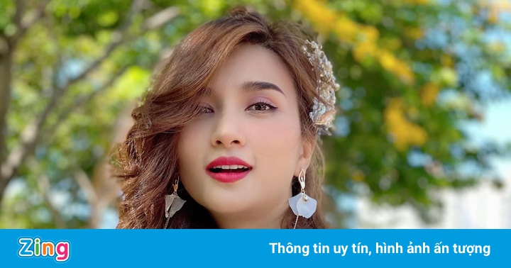 Kim Tuyến: ‘Gương mặt có nhiều nếp nhăn, tôi vẫn thấy hạnh phúc’