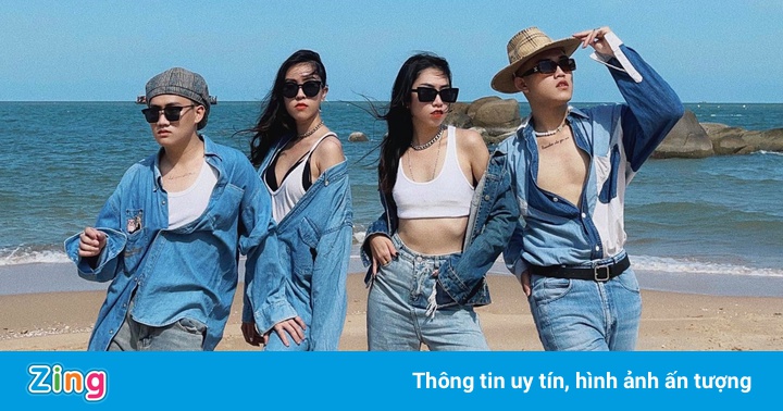 Nhóm bạn thân Vũng Tàu ăn mặc sành điệu Nhóm bạn thân Vũng Tàu ăn mặc sành điệu