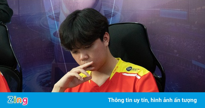 BLV Thanh Tùng: ‘Team Flash mắc sai lầm chí tử’