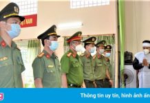 Chiến sĩ CSCĐ lập bàn thờ vọng bố và bà nội từ tâm dịch Bắc Giang