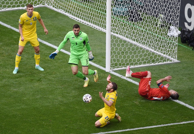 Ukraine vs Bac Macedonia anh 2
