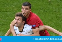 Hàng thủ mơ ngủ khiến tuyển Bồ Đào Nha trả giá