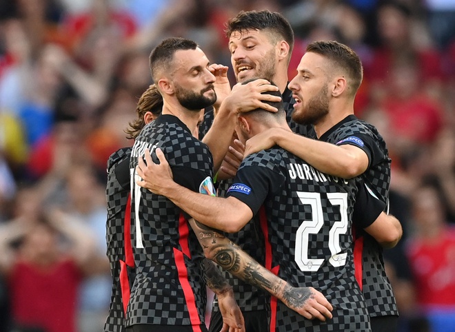 euro 2020 anh 19