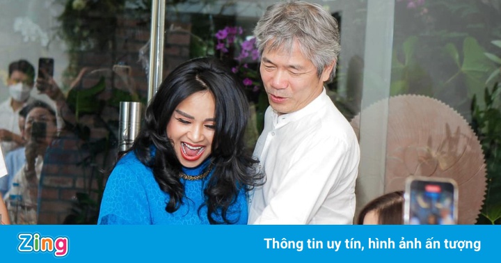 Ca sĩ Thanh Lam và bạn trai làm lễ dạm ngõ Ca sĩ Thanh Lam và bạn trai làm lễ dạm ngõ
