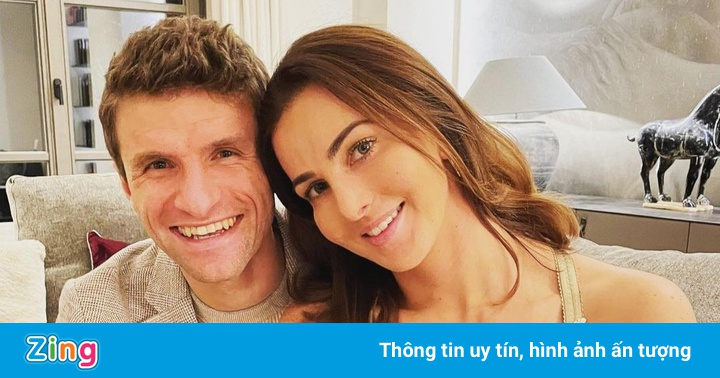 Vợ Thomas Muller có gu thời trang đồng điệu với chồng