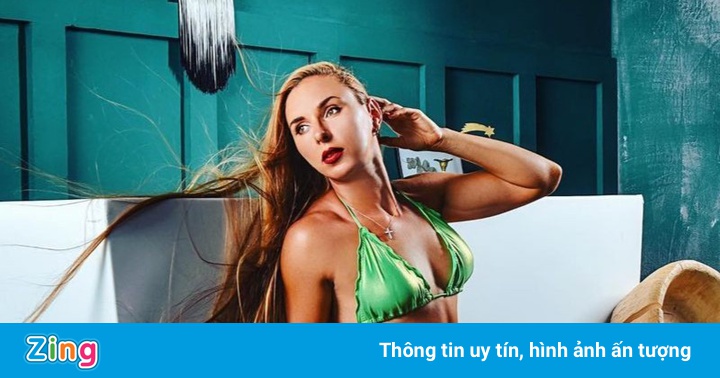 Được nhiều chàng trai tán tỉnh nhờ mái tóc dài 1,47 m