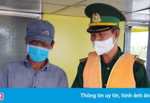 Tạm giữ 3 sà lan vận chuyển cát lậu