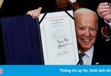 Ông Biden vừa thêm cho nước Mỹ một ngày lễ mới