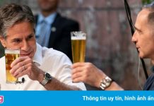 Ngoại trưởng Đức đưa ông Blinken tới vườn bia ăn mừng quan hệ với Mỹ