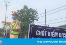 Cảnh sát truy đuổi, nổ súng chặn ôtô thông chốt kiểm dịch