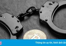 ‘Bitcoin dễ theo dõi hơn tiền mặt’