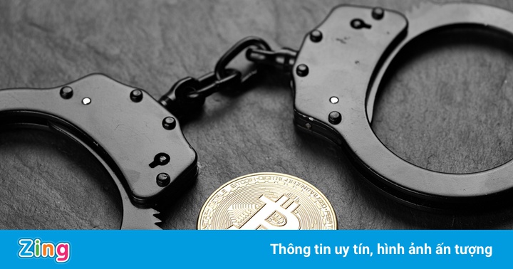 ‘Bitcoin dễ theo dõi hơn tiền mặt’