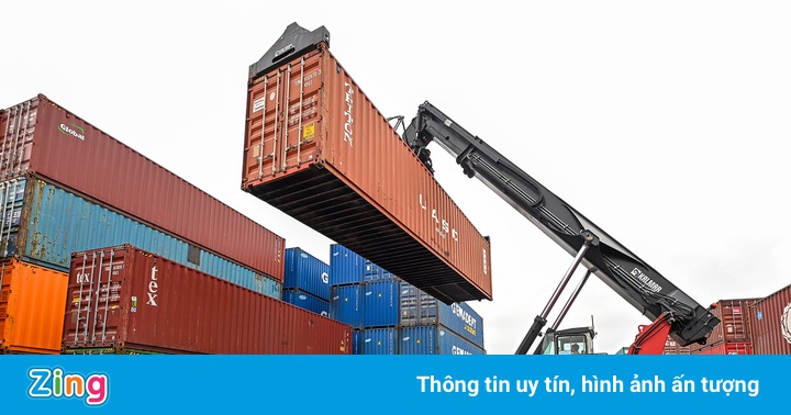 Kinh tế Việt Nam chống chịu tốt trong đợt bùng phát dịch thứ 4