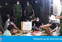 Tụ tập ăn uống, 11 người bị phạt hơn 82 triệu đồng