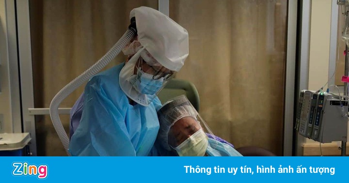 Bệnh nhân Covid-19 ở Mỹ: ‘Tôi hối hận vì từ chối tiêm vaccine’