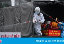 Quân đội khử trùng Bệnh viện Bệnh Nhiệt đới TP.HCM