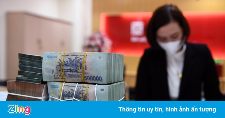 Ngân hàng Nhà nước bơm tiền trở lại sau 4 tháng