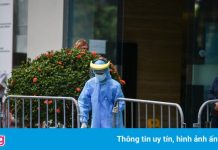 Lấy mẫu xét nghiệm toàn bộ cư dân tòa nhà Landmark 3