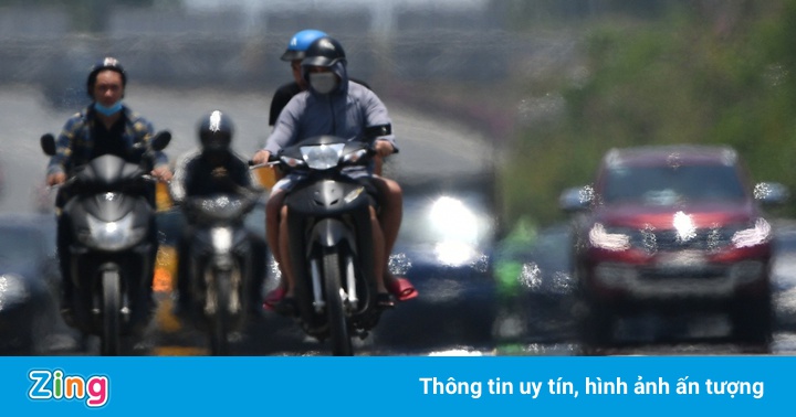 Hà Nội trong chuỗi ngày nắng nóng đỉnh điểm Hà Nội trong chuỗi ngày nắng nóng đỉnh điểm