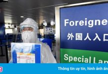 Nhân viên Trung Quốc đốt nhầm hộ chiếu của 31 người Hàn Quốc