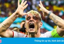 Thụy Sĩ nhắc tuyển Pháp về vẻ đẹp của bóng đá