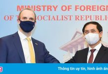 Việt Nam đề nghị Anh hỗ trợ chuyển giao công nghệ sản xuất vaccine