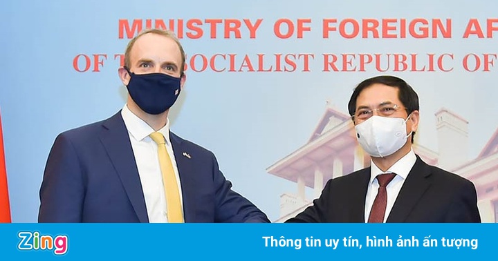 Việt Nam đề nghị Anh hỗ trợ chuyển giao công nghệ sản xuất vaccine Việt Nam đề nghị Anh hỗ trợ chuyển giao công nghệ sản xuất vaccine