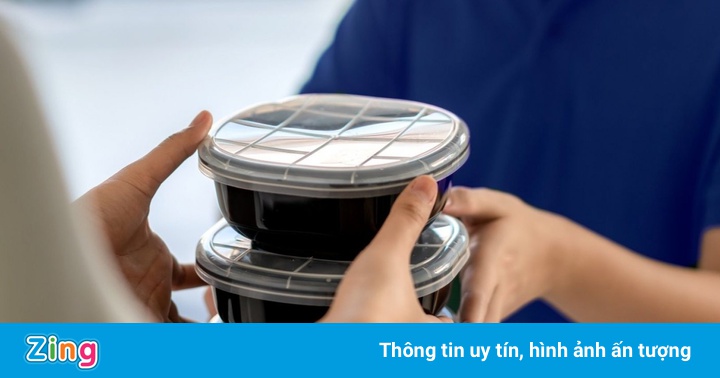 Tôi có thể bị lây nhiễm nCoV khi nhận đồ ăn online không?