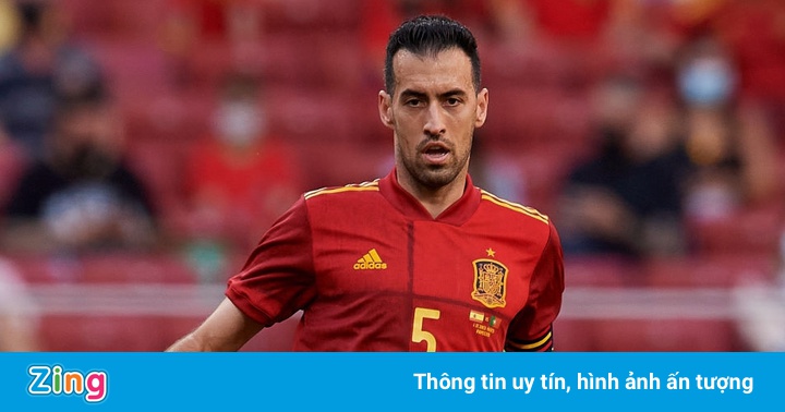 Không ai qua được Busquets ở tuyển Tây Ban Nha